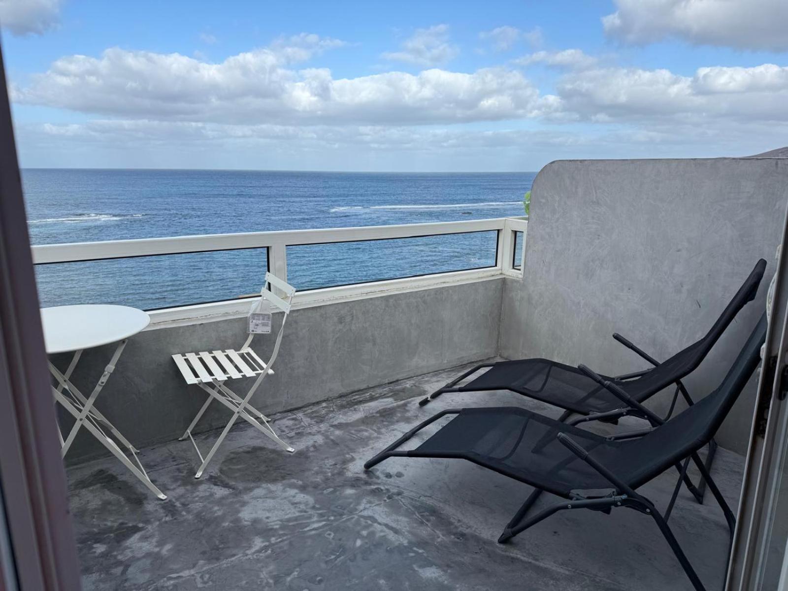 Beach Line Apartment Las Palmas de Gran Canaria Exteriör bild